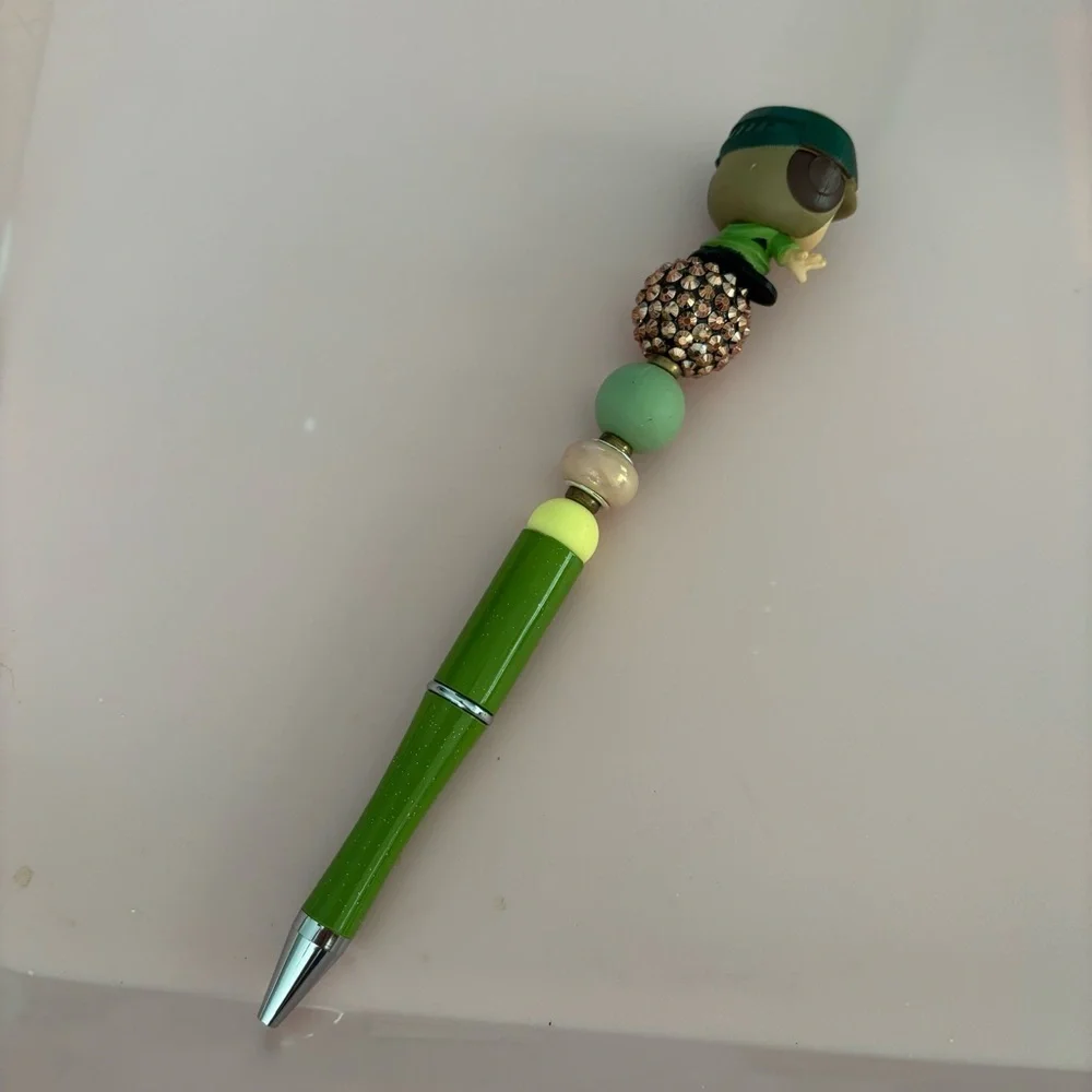 Disney Doorables: Star Wars: Princess Leia hat handmade beaded pen
